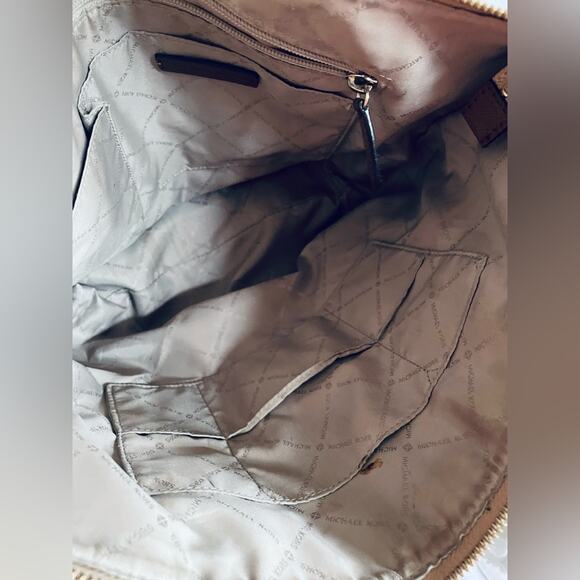 MICHAEL KORS gold Voyager canvas leather tote shoulder bag - Picture 2 of 9